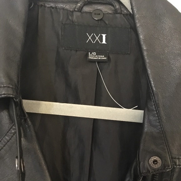 Faux Leather and Sweatshirt Biker Jacket - Picture 3 of 4